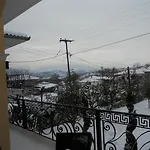 Gogos Hotel 3*