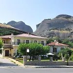 Gogos - Meteora Panorama Retreats, Kastraki Hotel Kalambaka